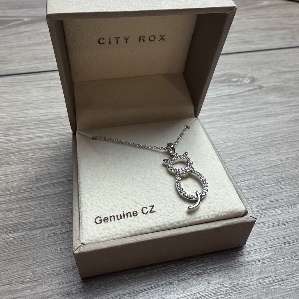 CITY ROX Genuine CZ Cubic Zirconia Cat Pendant Necklace Silver Tone Read